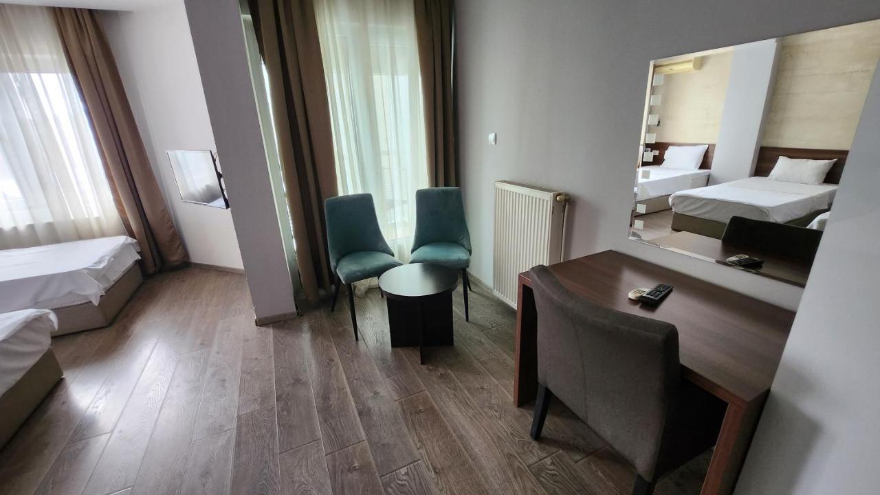 Hotel Rile Men Blue Ниш Экстерьер фото